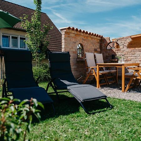 Ferienwohnung Am Weinberg Boetzingen Dış mekan fotoğraf
