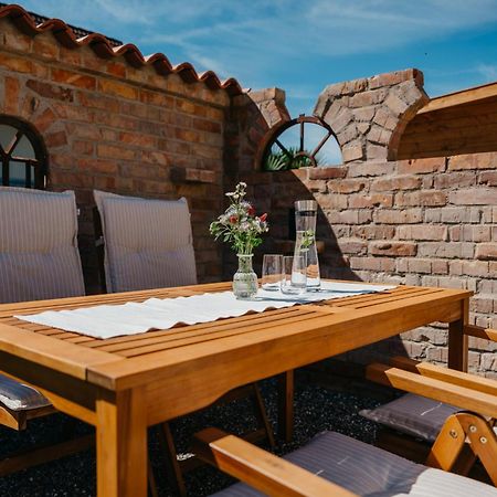Ferienwohnung Am Weinberg Boetzingen Dış mekan fotoğraf
